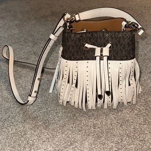 michael kors Xs Mercer bucket bag brown logo